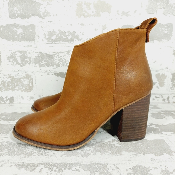 NEW Bp. Lance Brown Leather Block Heel Block Heel Ankle Boots V338 - Picture 1 of 11